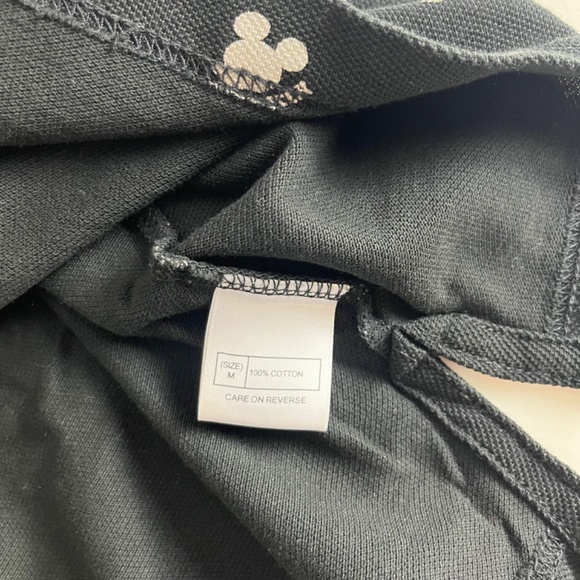 Disneyland Hong Kong Mickey All Over Print Polo Shirt Mens Medium Primary Black - Picture 7 of 7